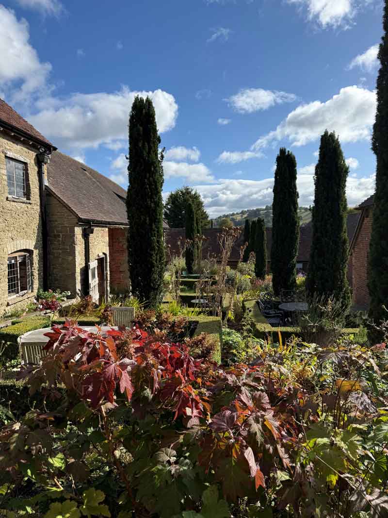 Old Downton Lodge